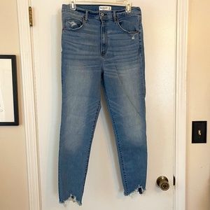 Abercrombie & Fitch Ultra High Rise Super Skinny Ankle Jeans